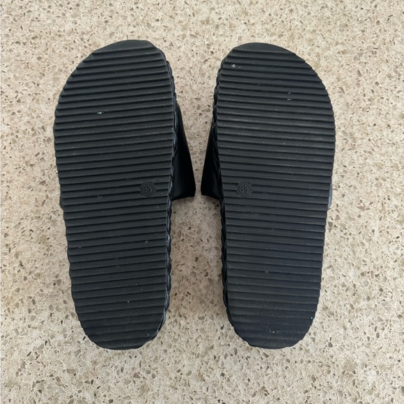 Braided Platform Slide Sandals - Picture 3 of 3